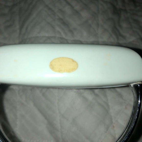 Vintage Hand Mixer with White Handles - farmhouse ready - off the grid- camping - Picture 5 of 8